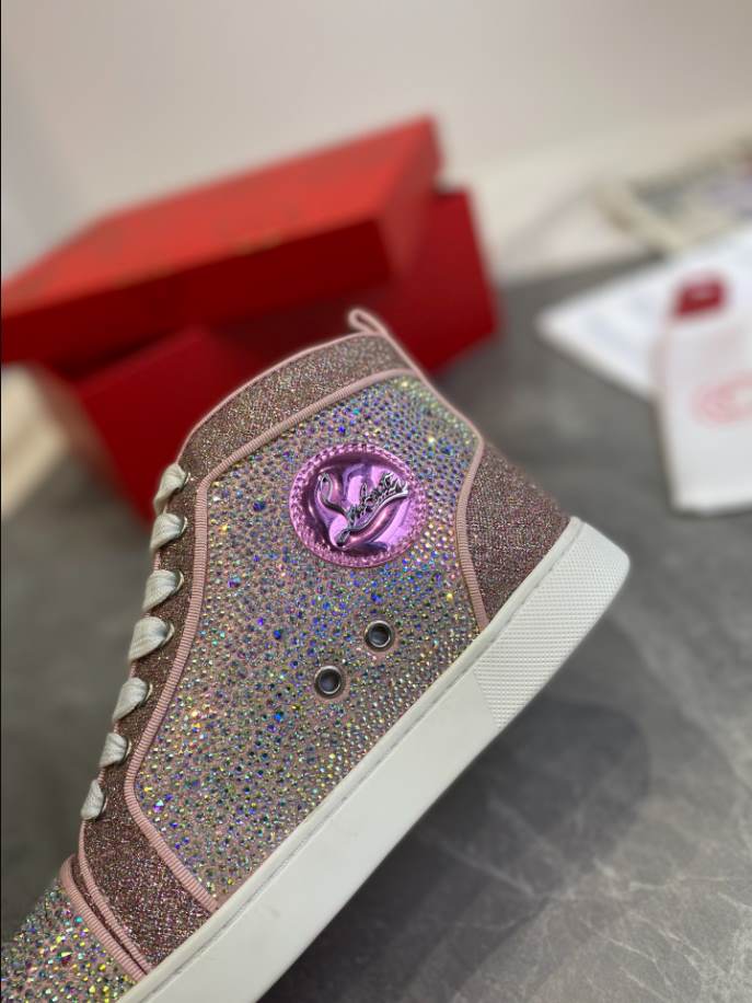 Christian Louboutin Low Top Rose Sneaker – CLS052