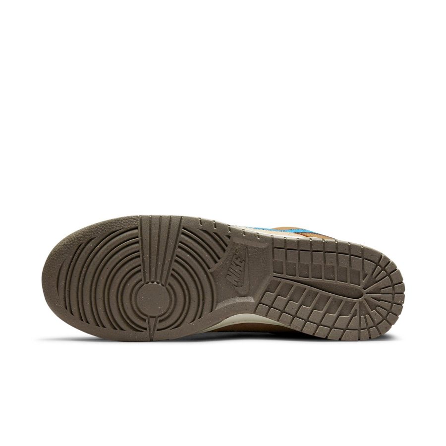 Nike x size? Dunk Low ‘Dark Driftwood’