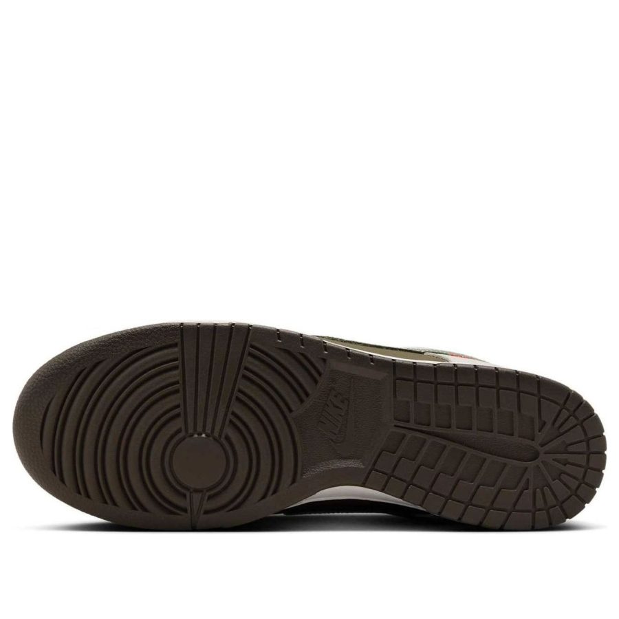 Nike Dunk Low ‘Year of the Snake’