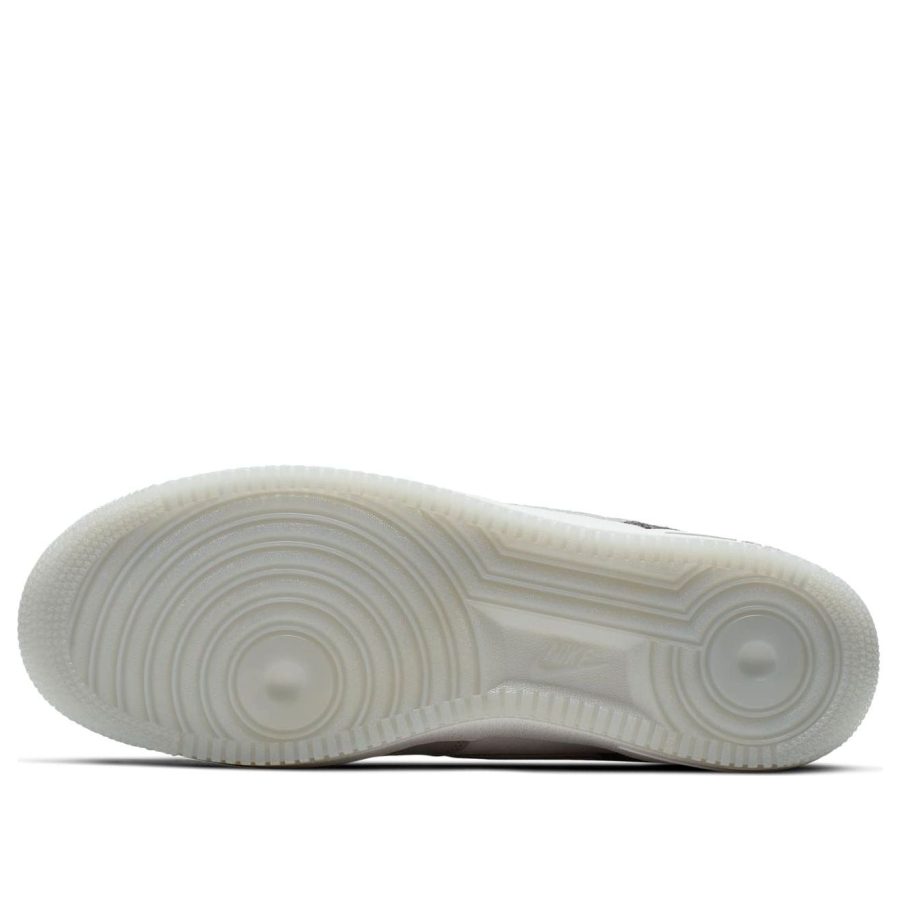 Nike Air Force 1 Low ’07 LV8 ‘Triple Grey’