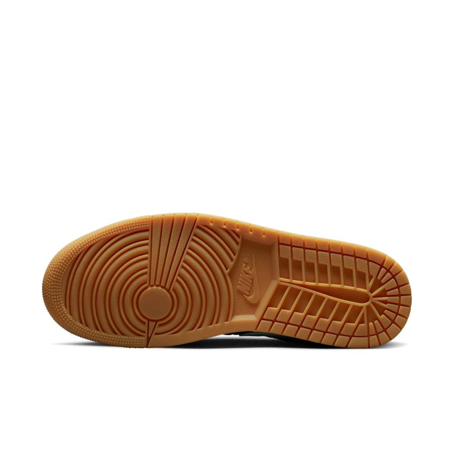 Air Jordan 1 Low SE ‘Christmas’