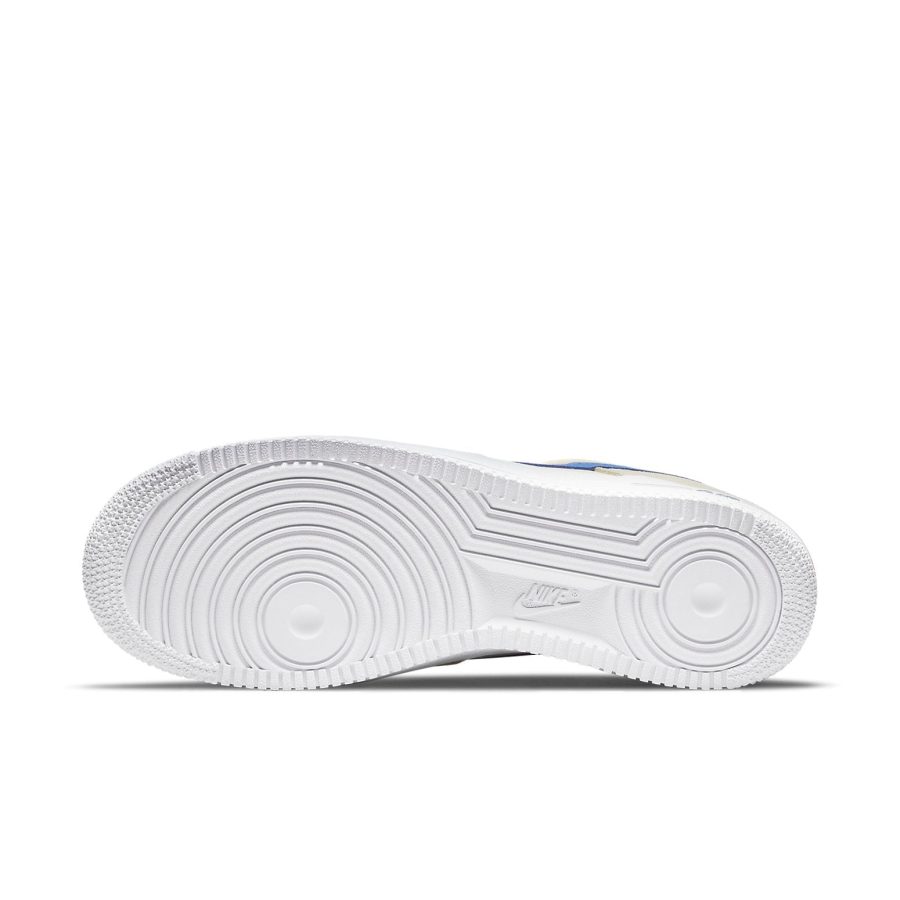 Nike Air Force 1 ’07 LV8 ‘Coconut Milk Hyper Royal’