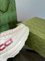 Gucci Ivory Leather Trainers In Neutrals Sneaker – GCC174
