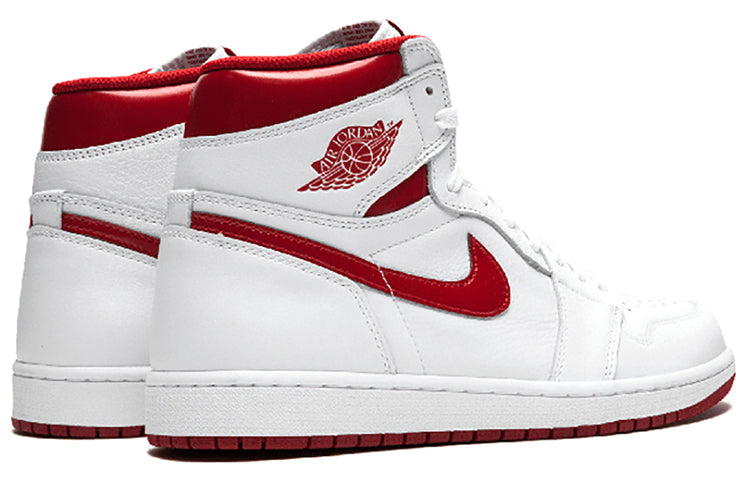 Air Jordan 1 Retro High OG ‘Metallic Red’