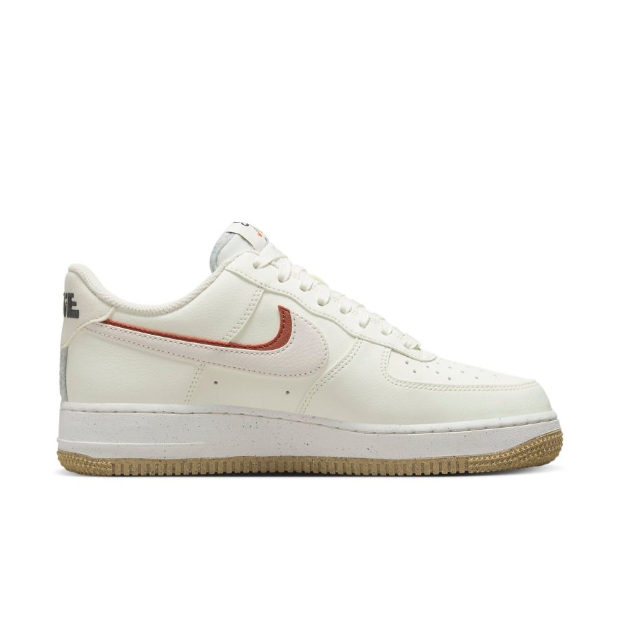 Nike Air Force 1 ’07 LX ’82 – Sail Cinnabar’