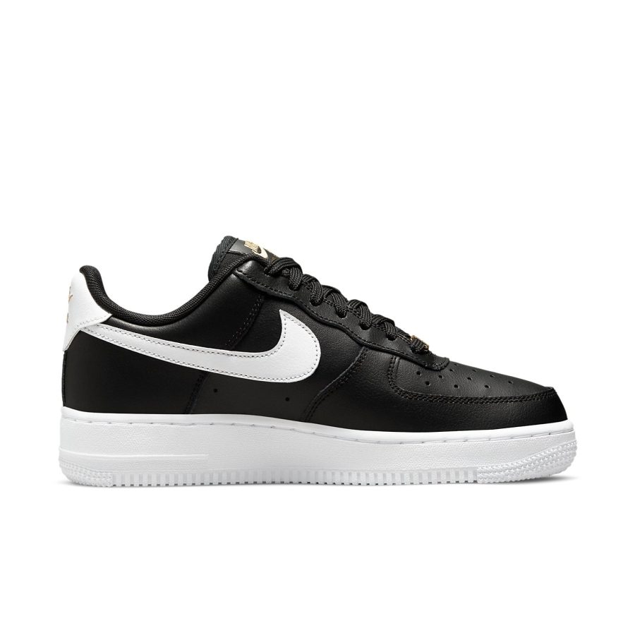 Nike Air Force 1 ’07 Essential ‘Black White’