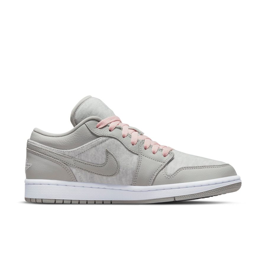 Air Jordan 1 Low SE ‘Light Iron Ore’