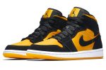 Air Jordan 1 Mid ‘Black University Gold’