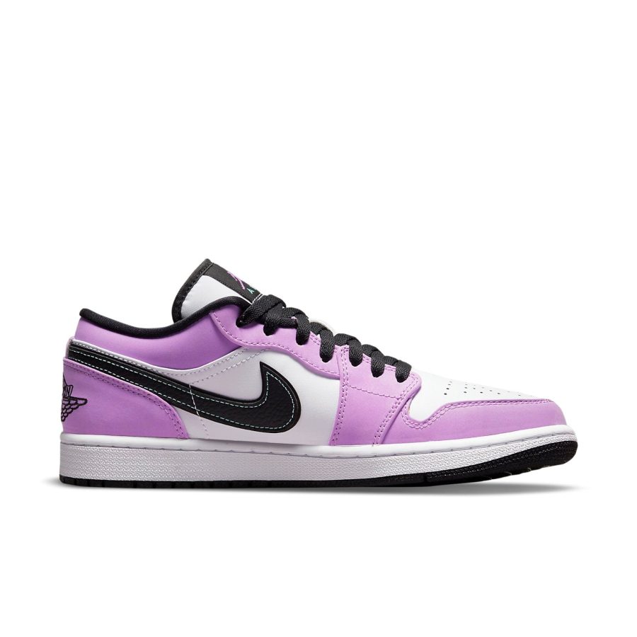 Air Jordan 1 Low SE ‘Violet Shock’