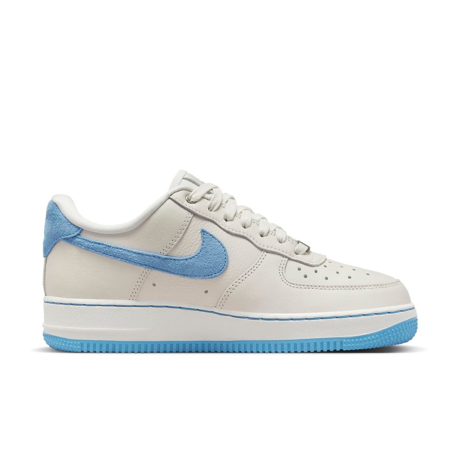 Nike Air Force 1 LXX ‘White University Blue’