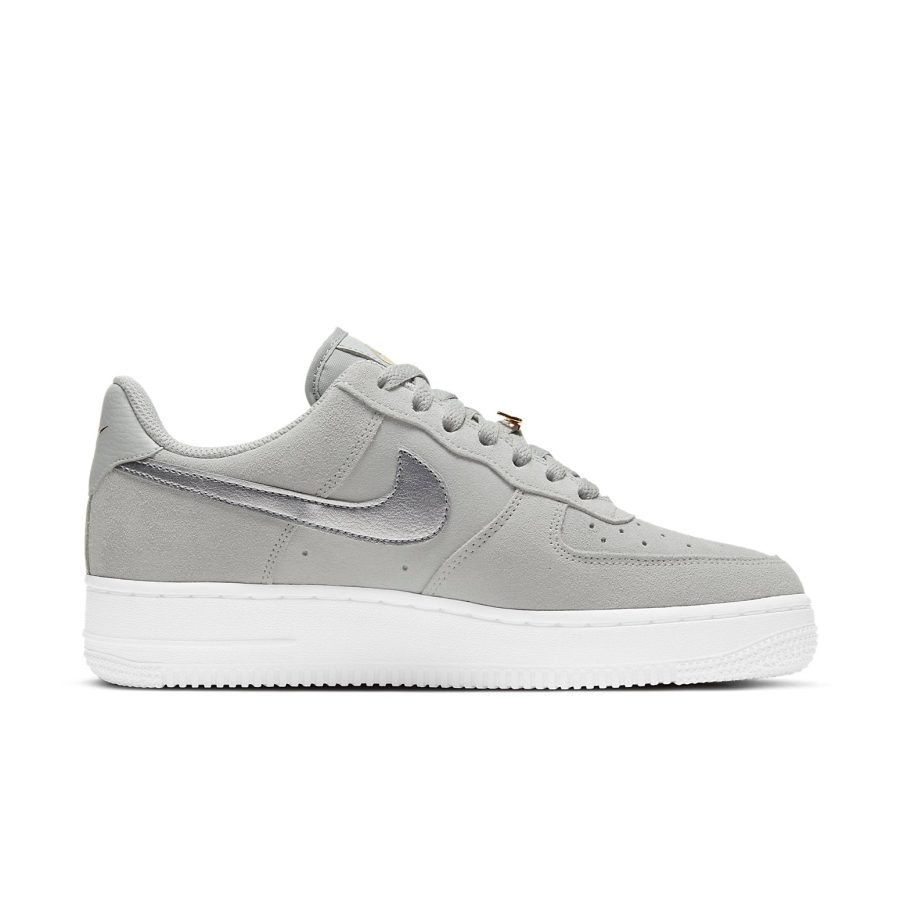 Nike Air Force 1 ’07 ‘Light Smoke Grey’