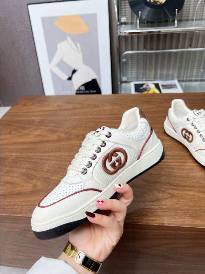 Gucci White Brown Logo Sneakers – GCC204