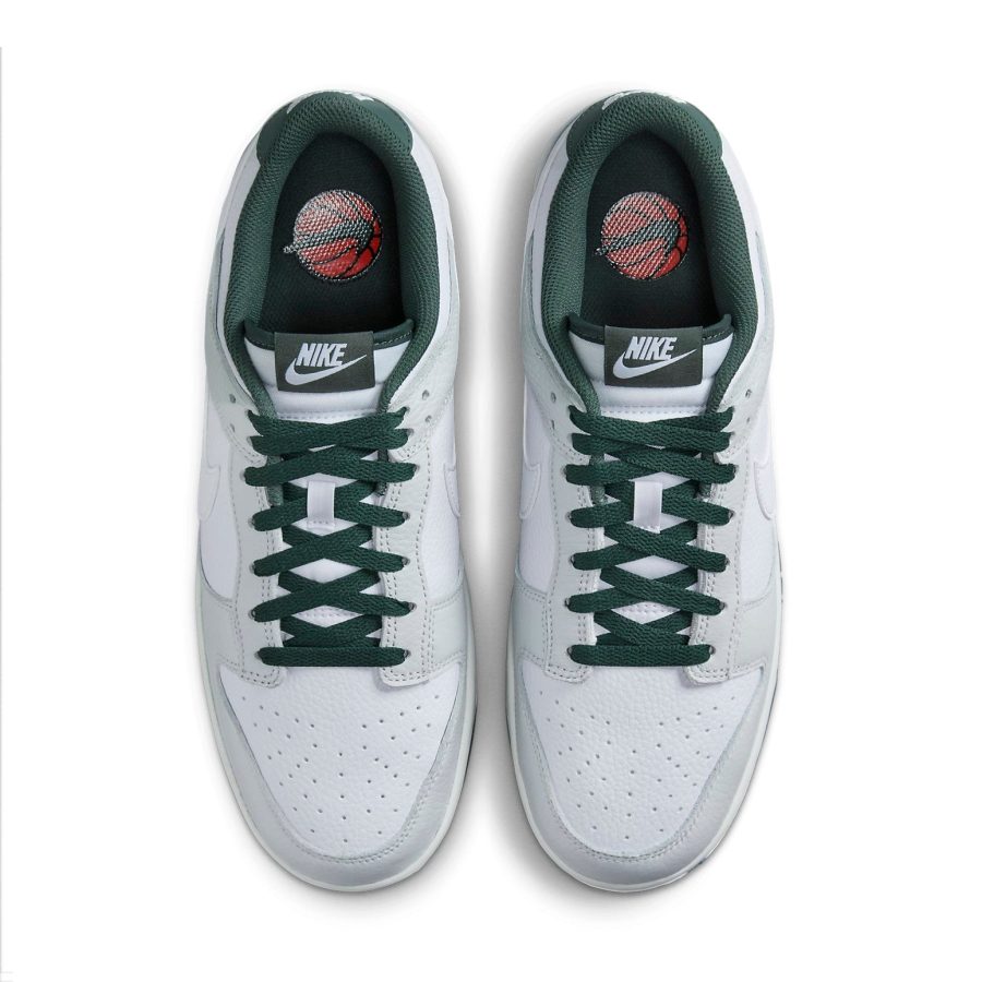 Nike Dunk Low Retro SE ‘Photon Dust Vintage Green’