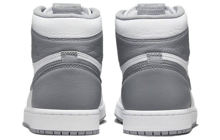 Air Jordan 1 Retro High OG ‘Stealth’