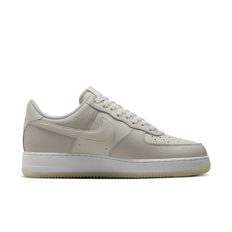 Nike Air Force 1 ’07 LV8 ‘Light Bone’