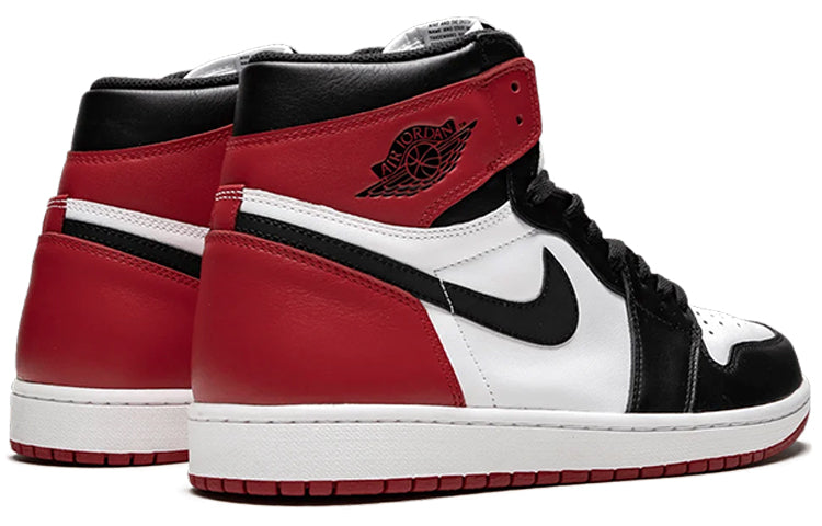 Air Jordan 1 Retro High OG ‘Black Toe’