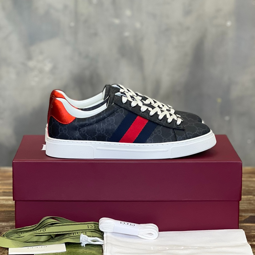 Gucci ACE Metal Tag Red And Blue Web Sneaker – GCC169