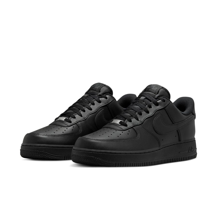Nike Air Force 1 Low FlyEase ‘Triple Black’