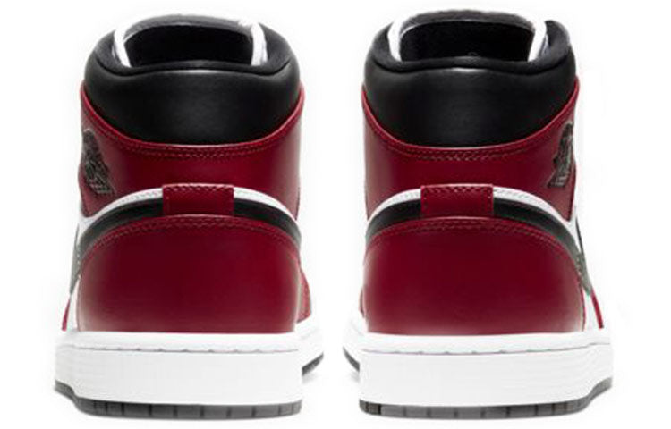 Air Jordan 1 Mid ‘Chicago Black Toe’