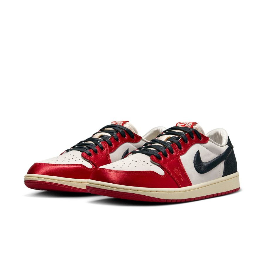 Air Jordan 1 Low OG SP x Trophy Room ‘Away’