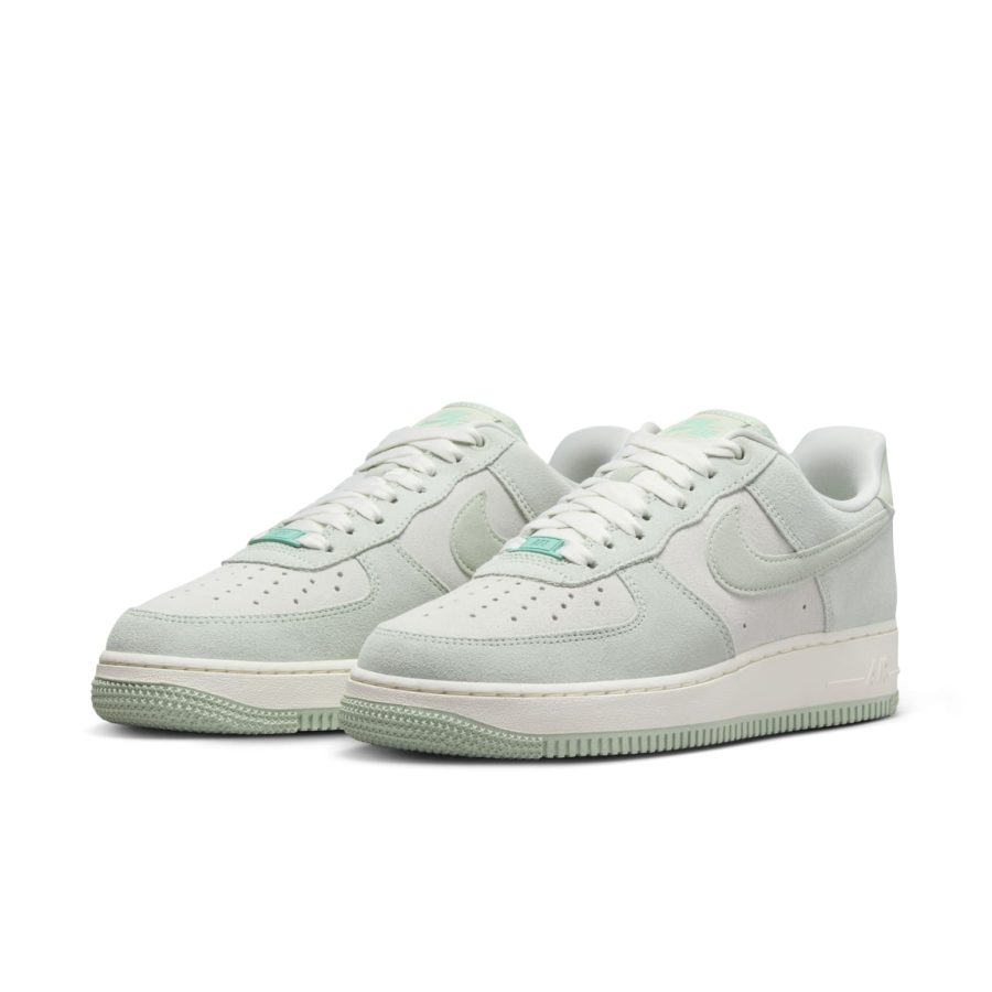 Nike Air Force 1 ’07 SE ‘Spruce Aura Pistachio Frost’