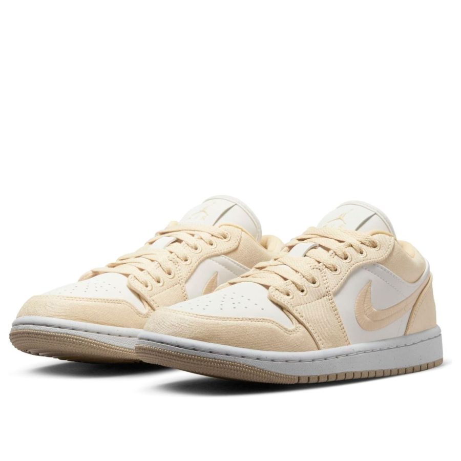 Air Jordan 1 Low SE ‘Canvas – Team Gold’