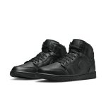 Air Jordan 1 Mid ‘Triple Black’