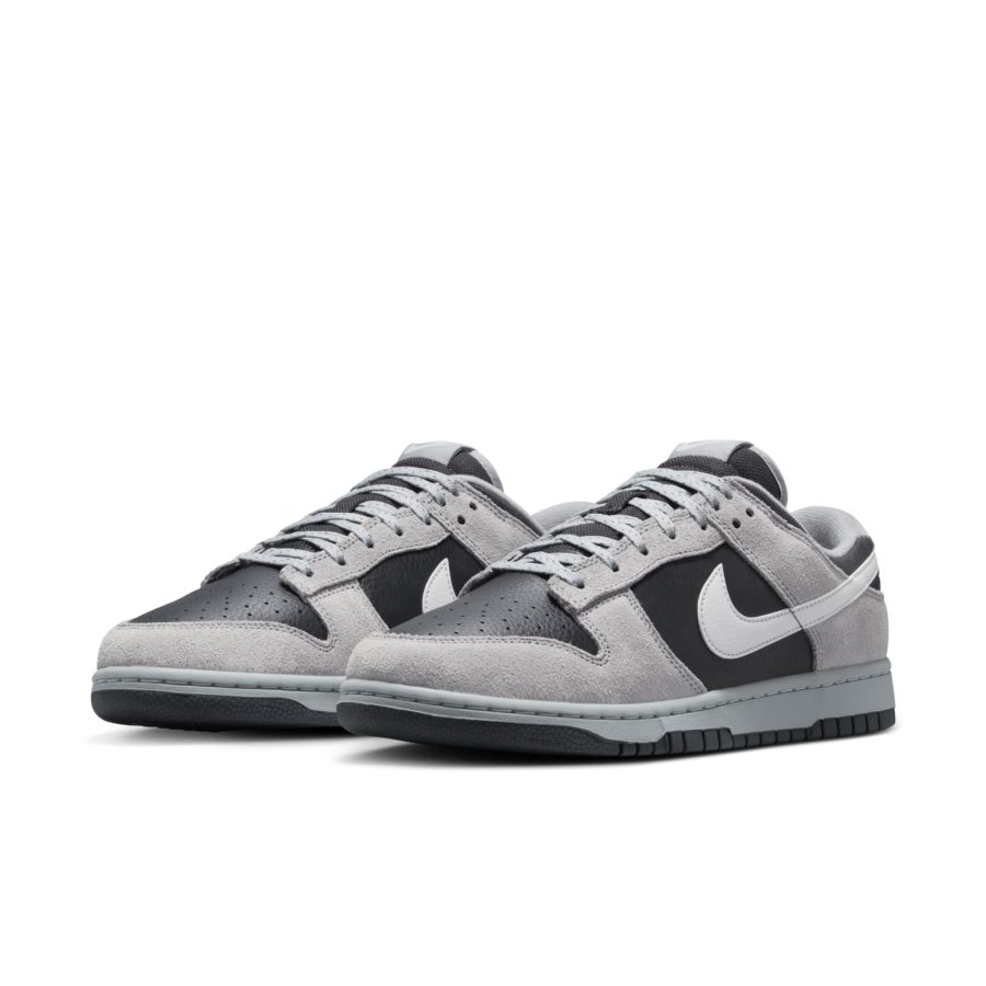 Nike Dunk Low ‘Light Smoke Grey’
