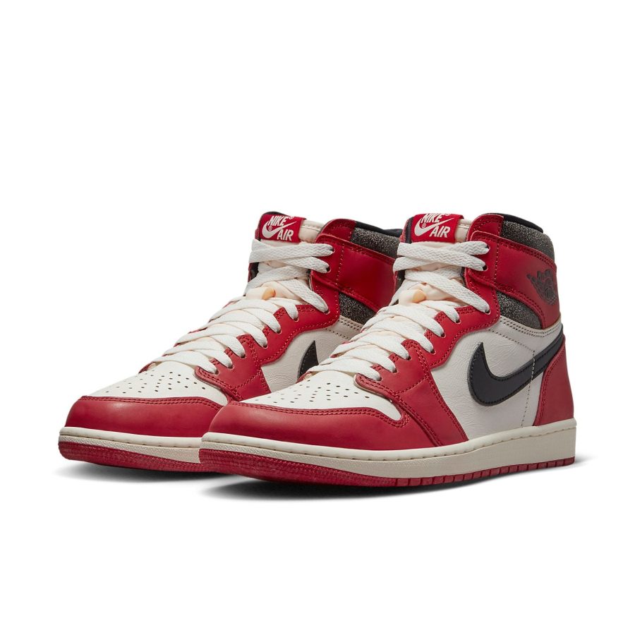 Air Jordan 1 Retro High OG ‘Chicago Lost & Found’