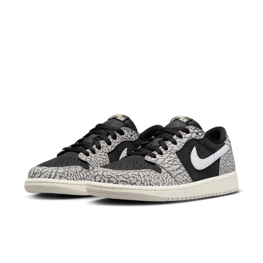 Air Jordan 1 Retro Low OG ‘Black Cement’