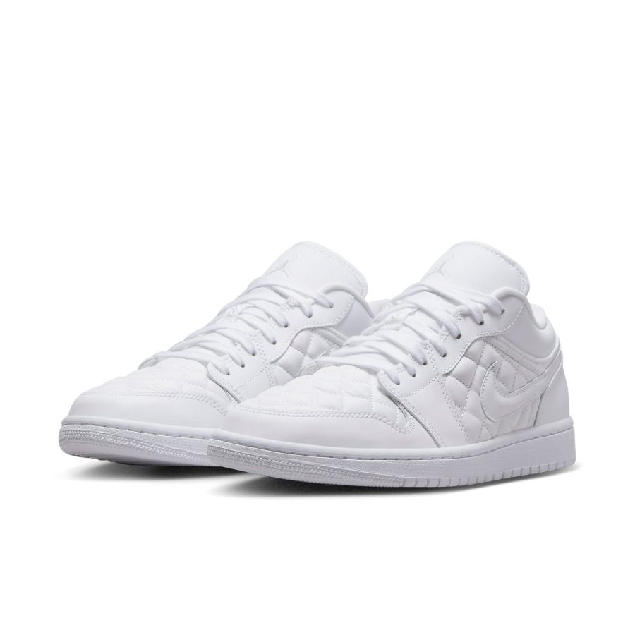 Air Jordan 1 Low ‘Triple White Quilted’
