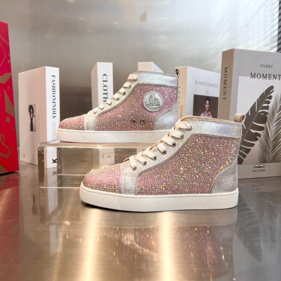 Christian Louboutin Low Top Pink Silver Sneaker – CLS051