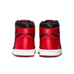 Air Jordan 1 Retro High OG ‘Satin Bred’