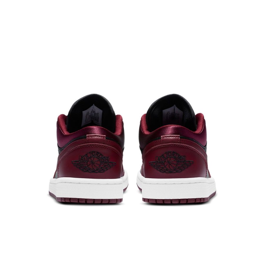 Air Jordan 1 Low SE ‘Dark Beetroot’