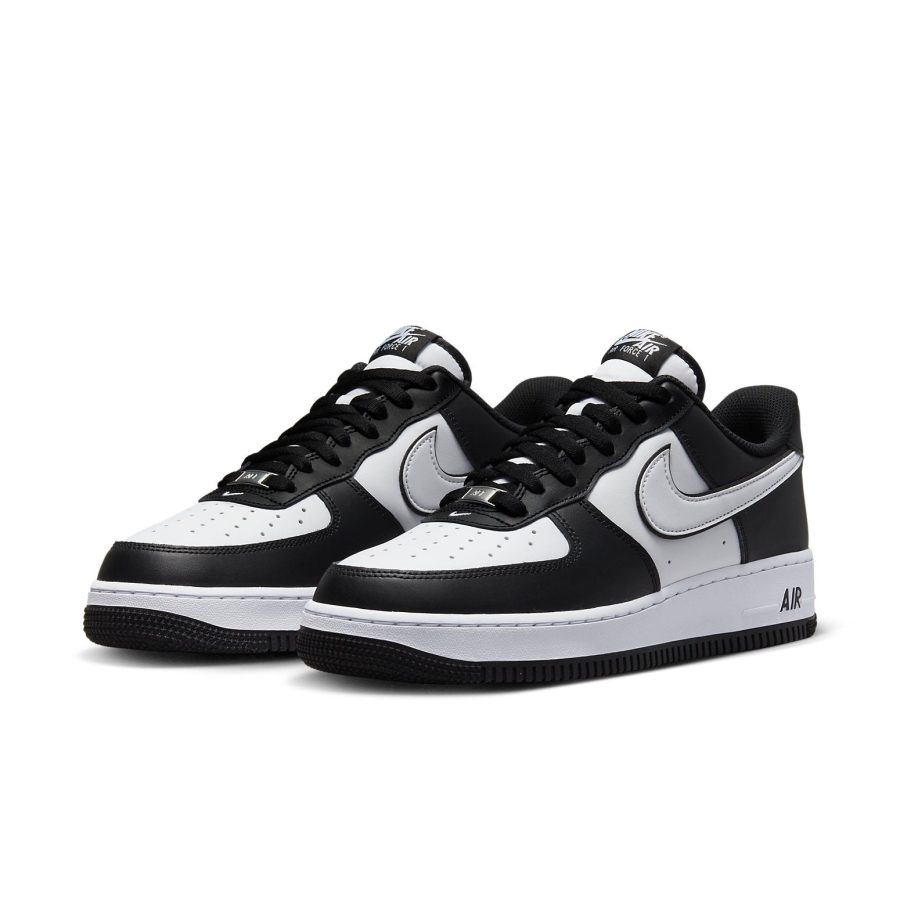 Nike Air Force 1 ’07 ‘Panda’