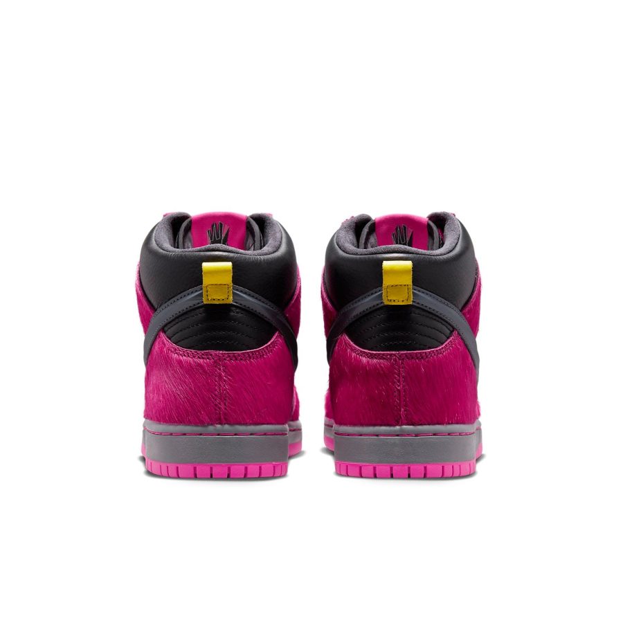 Nike SB Dunk High ‘Run The Jewels Active Pink’