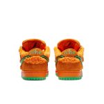 Nike x Grateful Dead SB Dunk Low ‘Orange Bear’