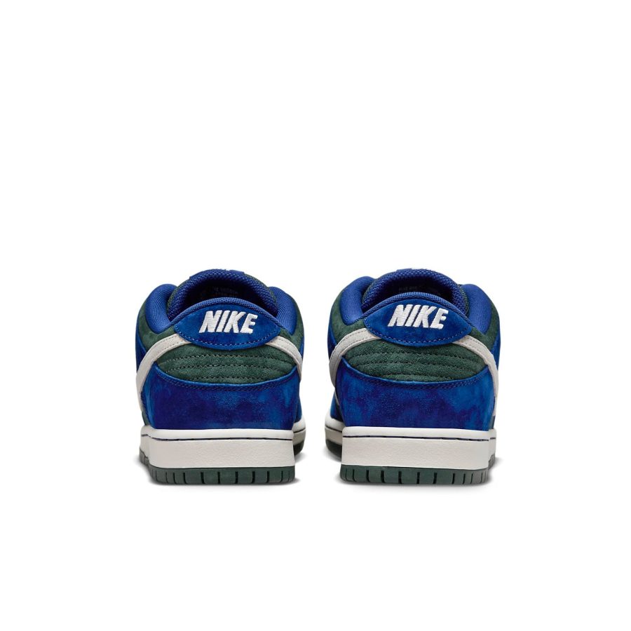 Nike SB Dunk Low ‘Deep Royal Blue’