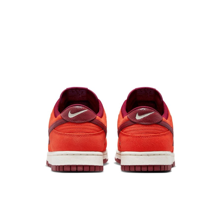 Nike Dunk Low ‘Orange Suede’