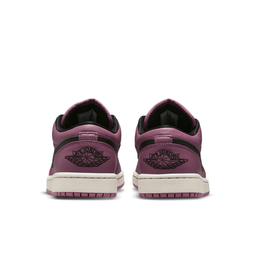 Air Jordan 1 Low SE ‘Light Mulberry’