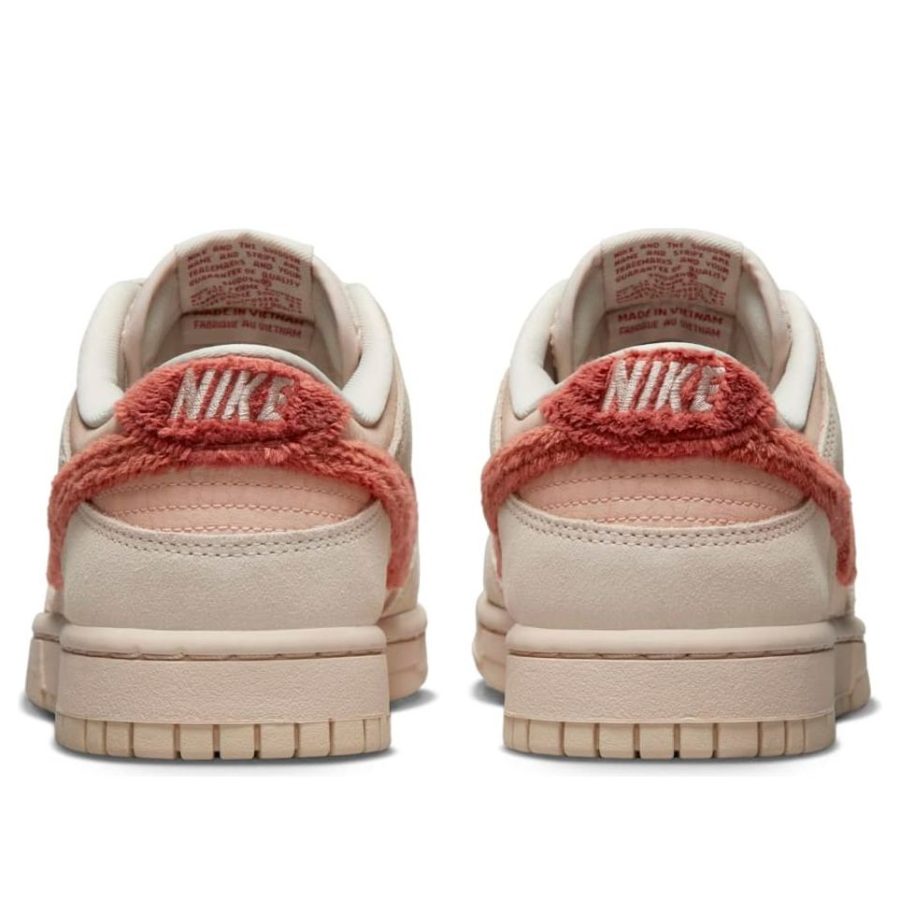 Nike Dunk Low ‘Terry Swoosh’