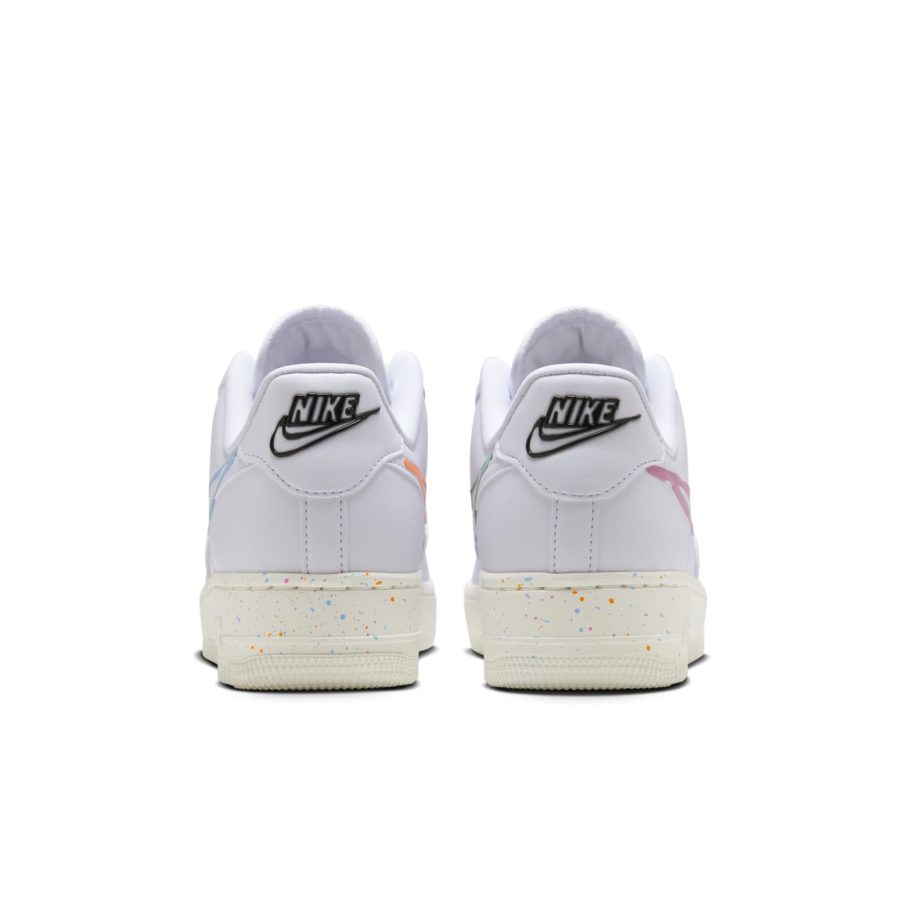 Nike Air Force 1 07 LX ‘Neon Paint’