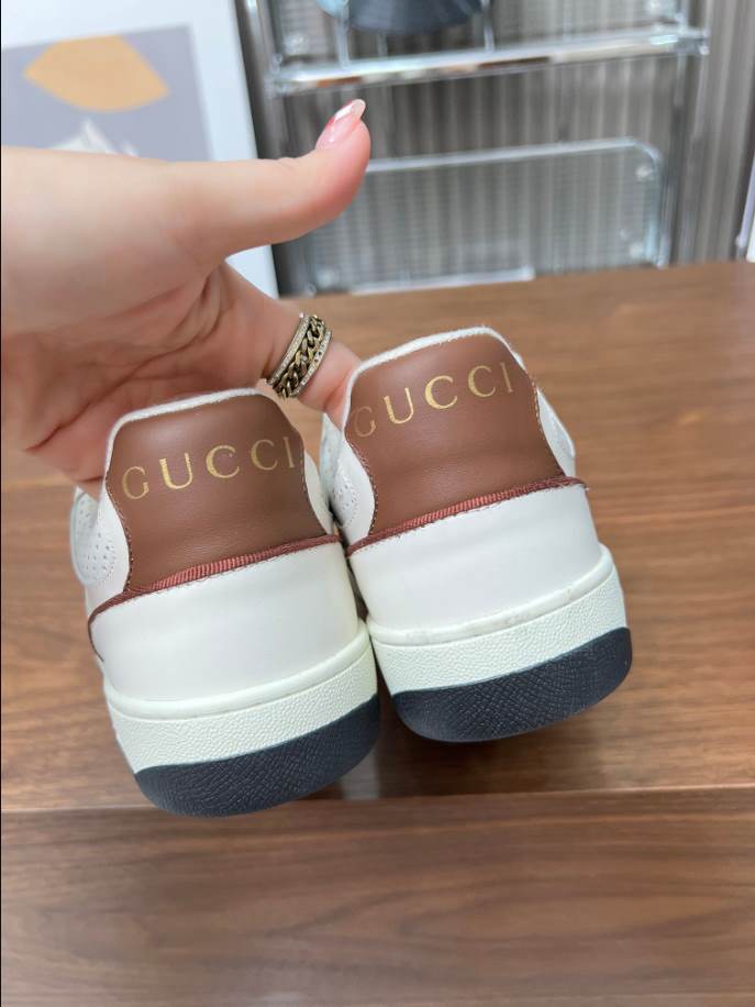 Gucci White Brown Logo Sneakers – GCC204