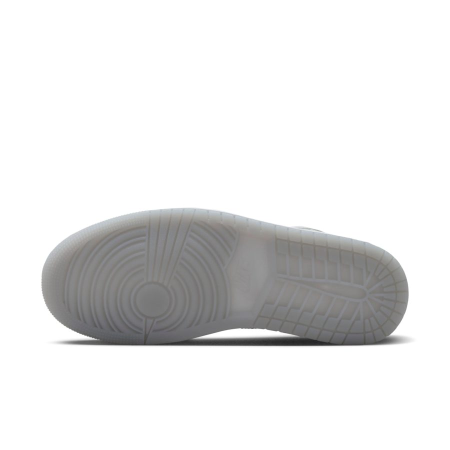 Air Jordan 1 Mid SE ‘Metallic Silver’