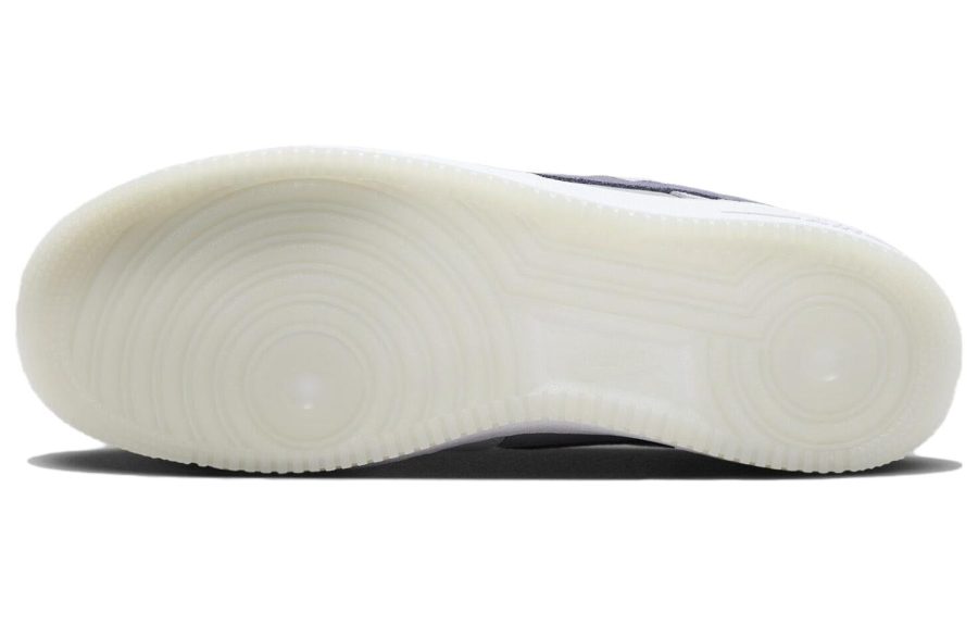 Nike Air Force 1 ’07 LV8 ‘Pure Platinum Light Carbon’