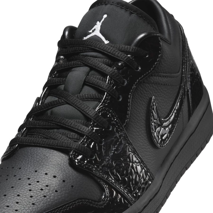 Air Jordan 1 Low SE ‘Black Patent’