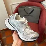 BALENCIAGA CIRCUIT SNEAKER – BLA098