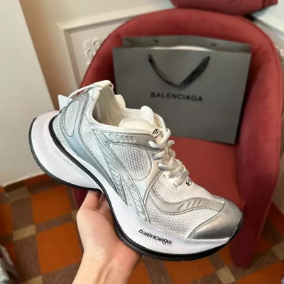 BALENCIAGA CIRCUIT SNEAKER – BLA098