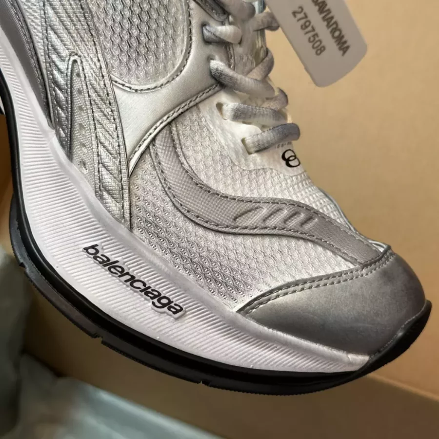 BALENCIAGA CIRCUIT SNEAKER – BLA098