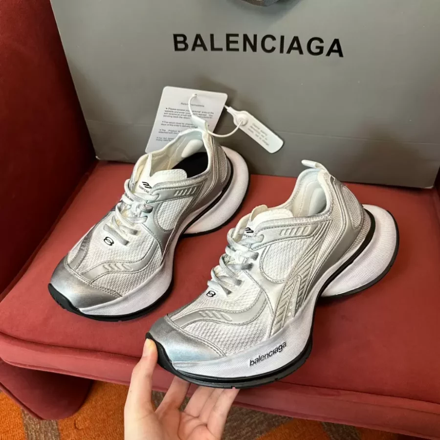 BALENCIAGA CIRCUIT SNEAKER – BLA098